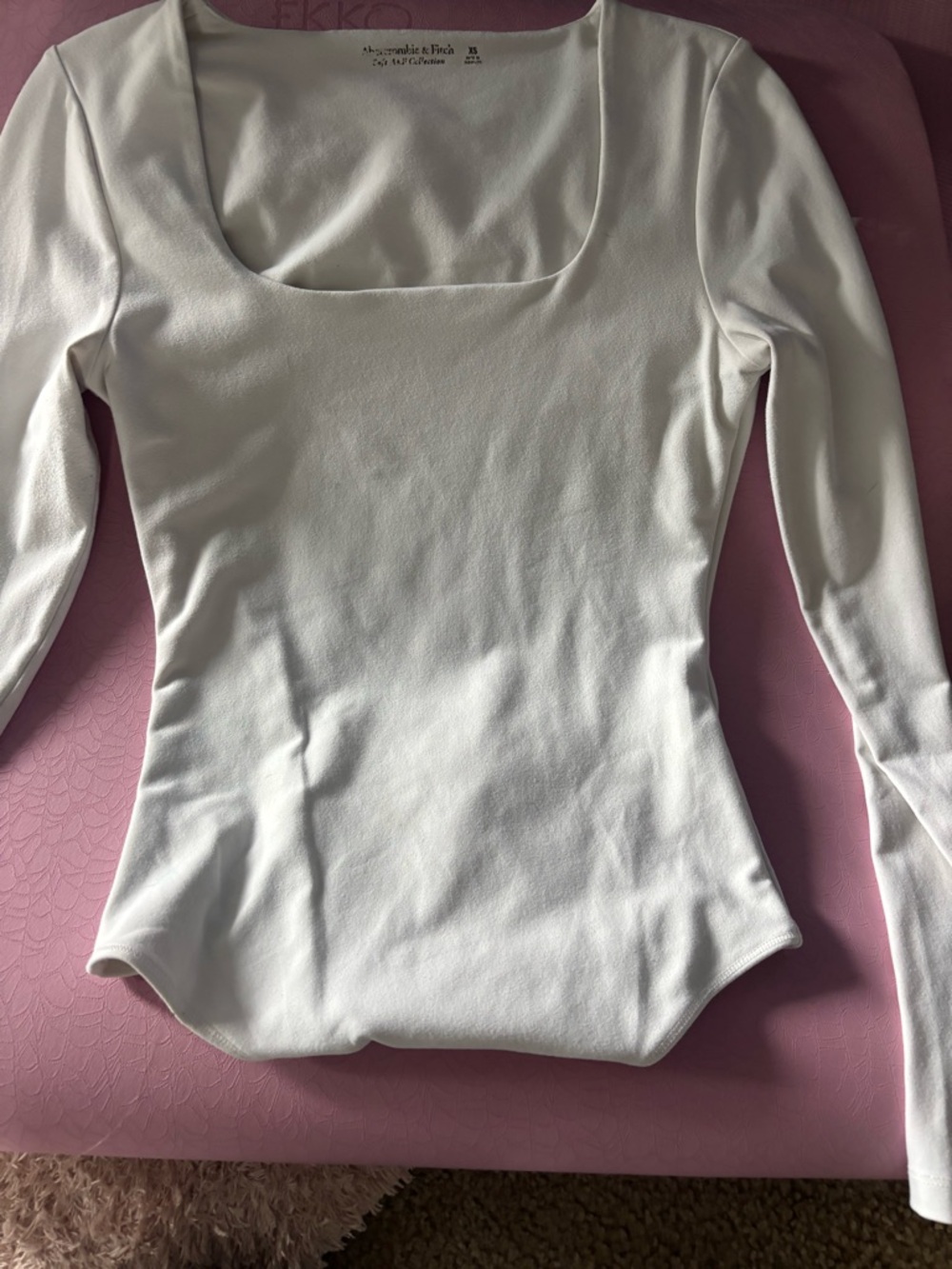 Abercrombie & Fitch White Square-Neck Long Sleeve Bodysuit